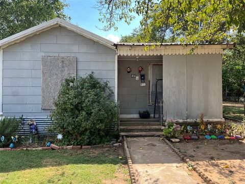 416 E LaSalle De Leon TX 76444