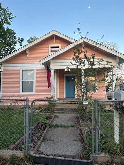 620 S Willomet Avenue Dallas TX 75208