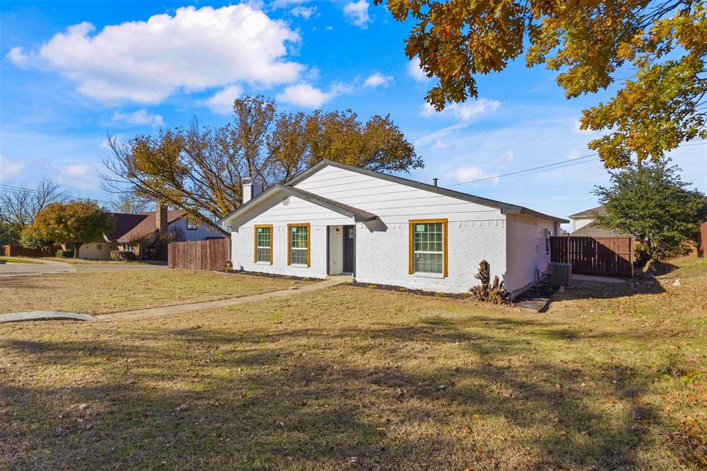 1003 Bellflower Court