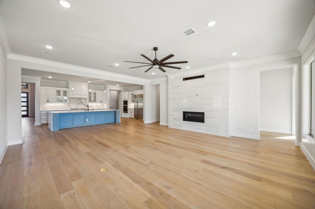 1408 Hicks Trail