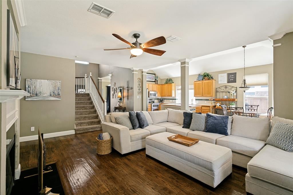 1628 Highland Oaks Drive