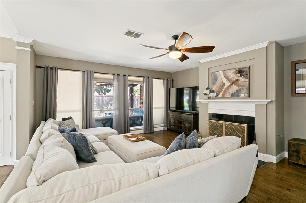 1628 Highland Oaks Drive