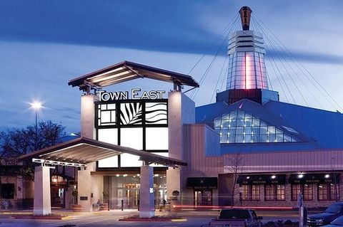 Tiny photo for 813 Via Balboa, Mesquite, TX 75150 (MLS # 21198509)