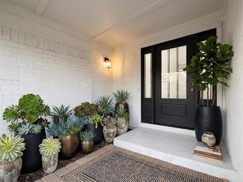 Tiny photo for 813 Via Balboa, Mesquite, TX 75150 (MLS # 21198509)