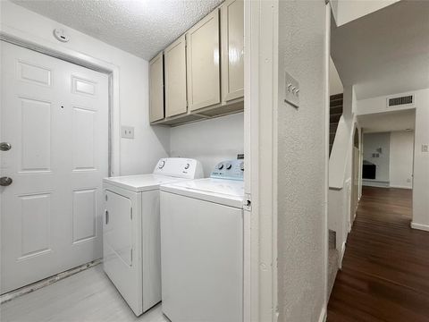 Tiny photo for 813 Via Balboa, Mesquite, TX 75150 (MLS # 21198509)