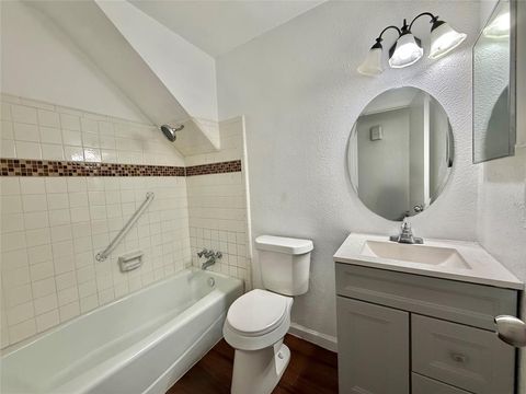 Tiny photo for 813 Via Balboa, Mesquite, TX 75150 (MLS # 21198509)