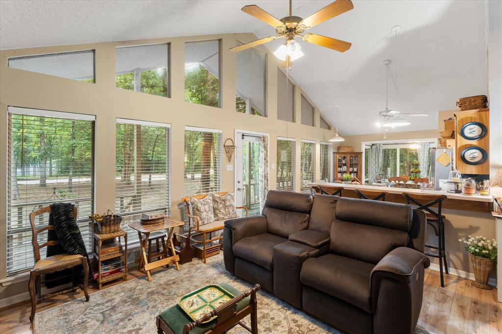 177 Woodfern Glen