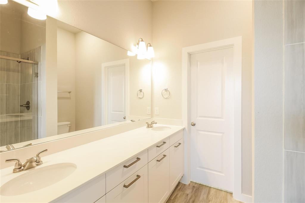 Residences At Jeans Creek, The - Residential Lease