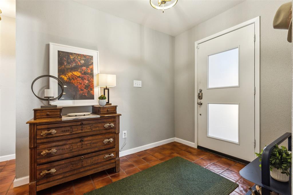 4715 Collinwood Avenue