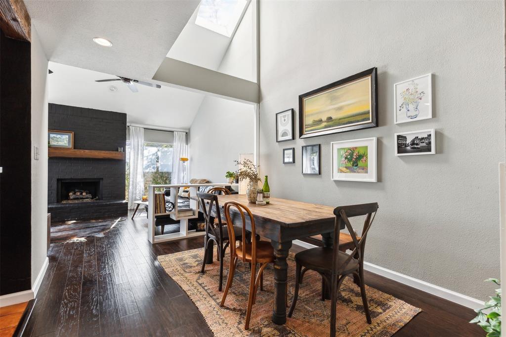 Sanguinet Condo Apts Ph 1 - Residential