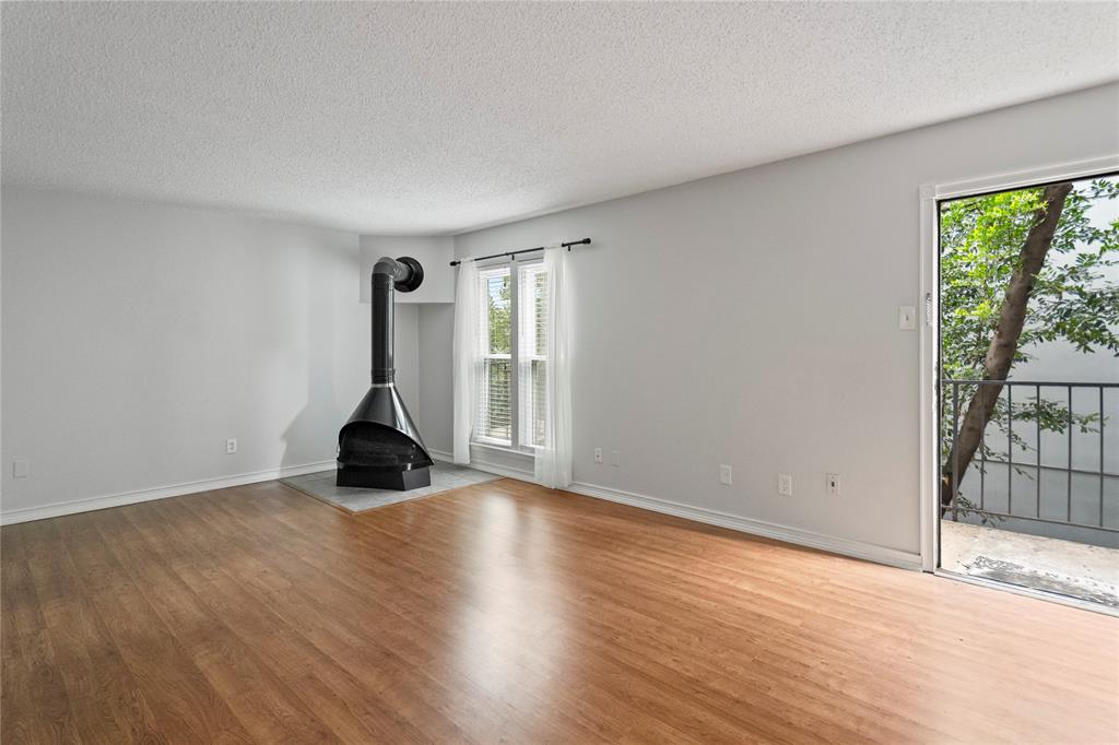 4020 Holland Avenue 202