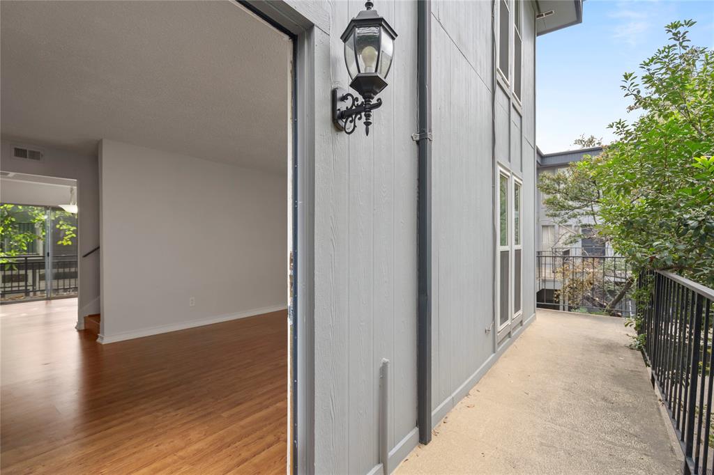 One Holland Place Condos - Residential