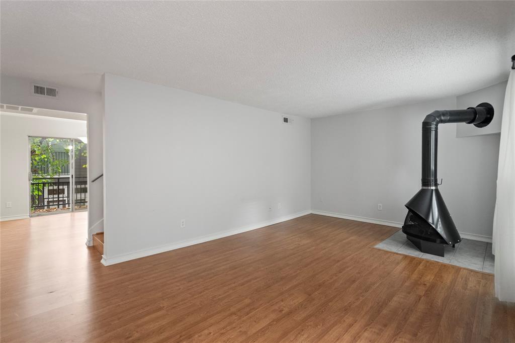 4020 Holland Avenue 202