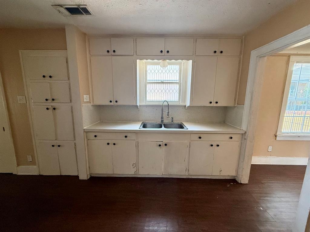 South Hemphill Heights Add - Residential