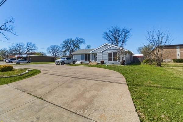 7213 Lakeview Parkway