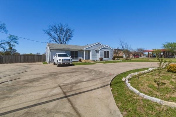 7213 Lakeview Parkway