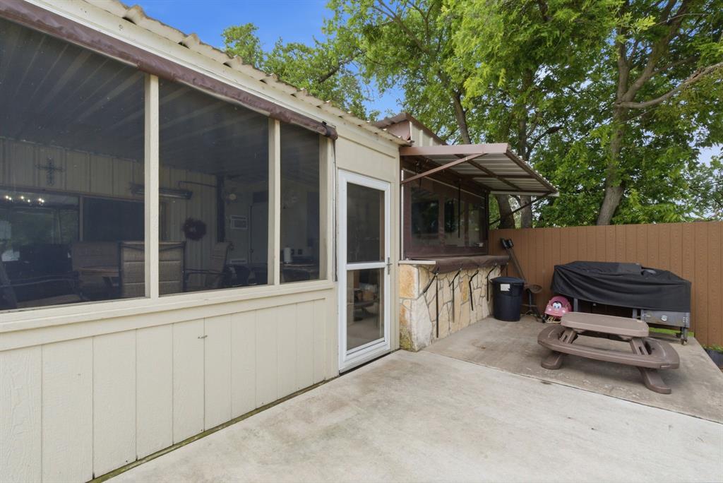 Willow Beach - Residential
