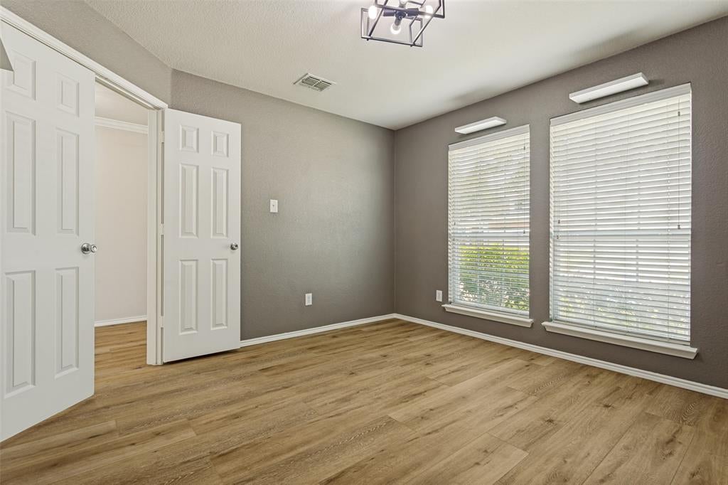 301 Highland Glen Drive