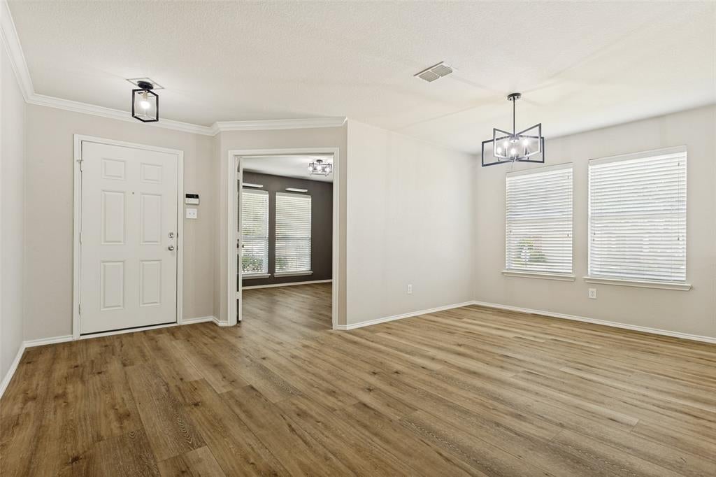 301 Highland Glen Drive