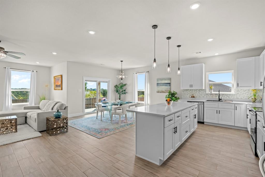 2415 Beverly Drive