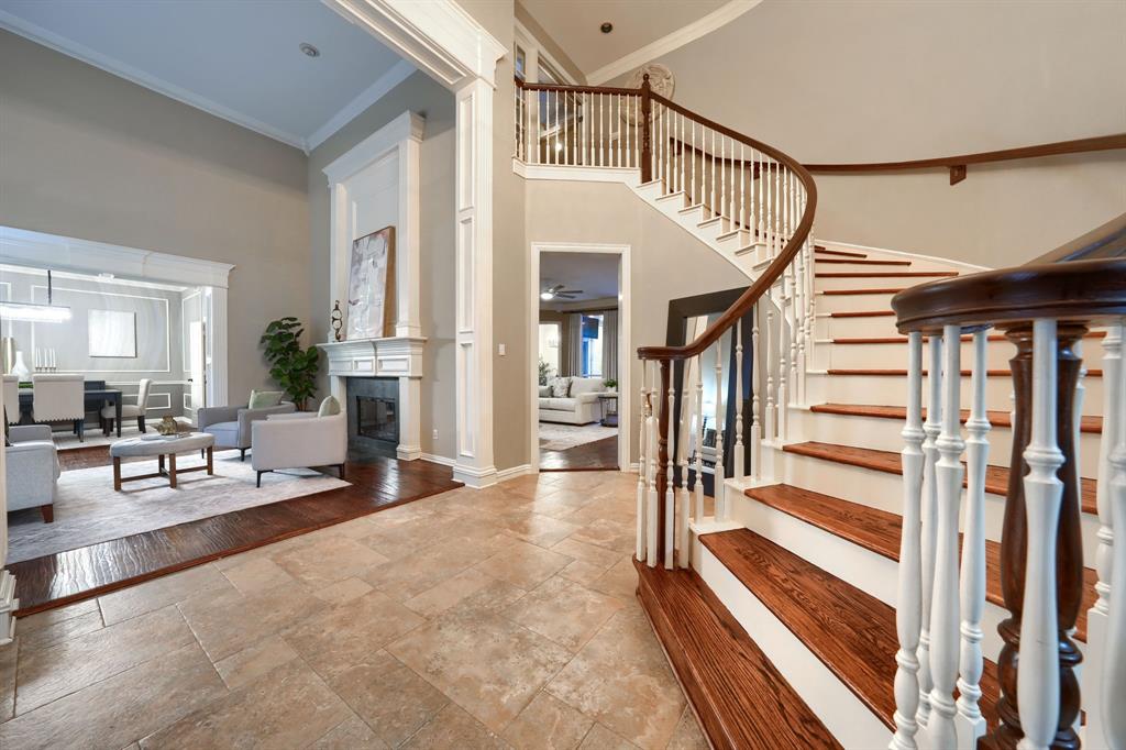 3406 Oakleaf Lane
