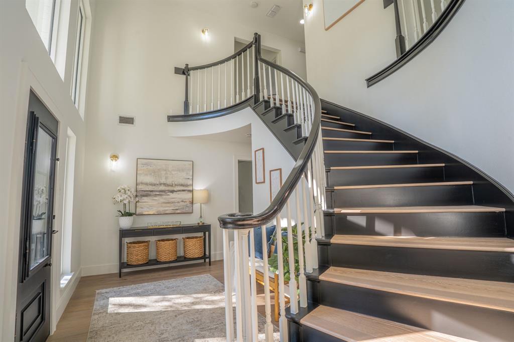 17 Troon Drive