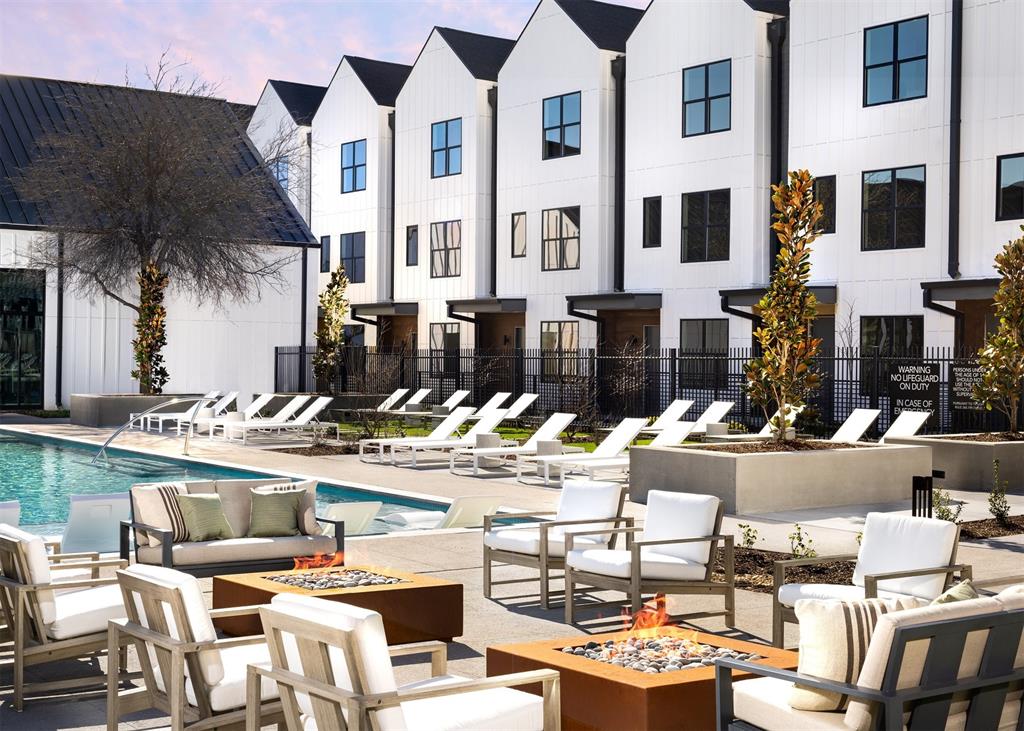 Legacy Square - Residential Lease