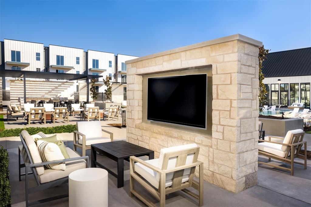 Legacy Square - Residential Lease