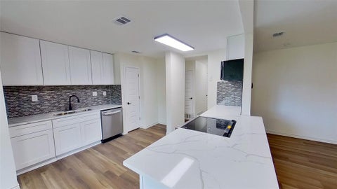 Tiny photo for 2231 Park Springs Court, Arlington, TX 76013 (MLS # 21395816)