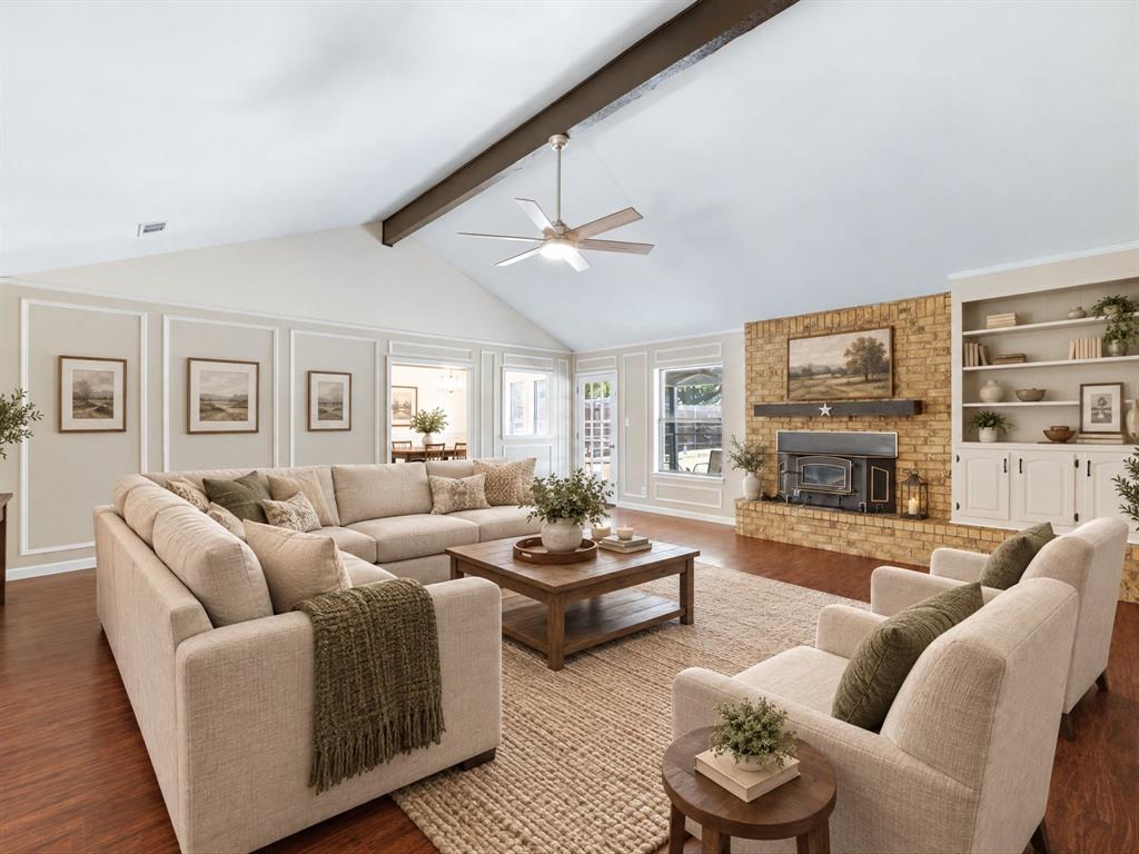 708 NW Sandra Lane