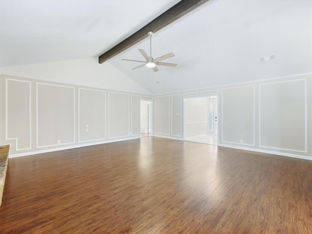 708 NW Sandra Lane