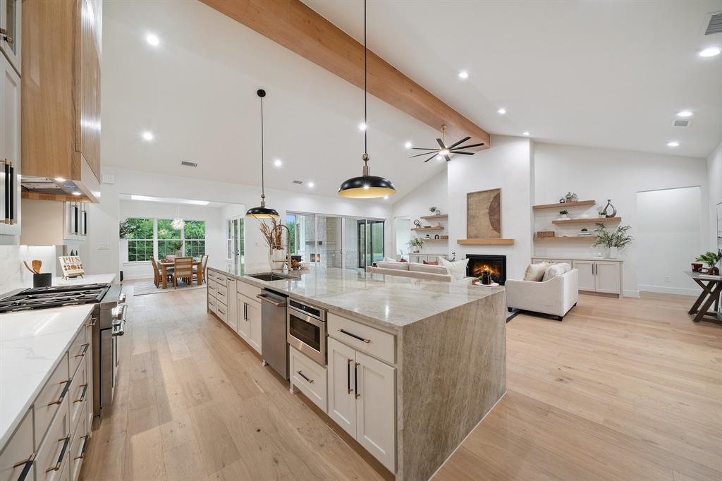 325 Ryker Lane