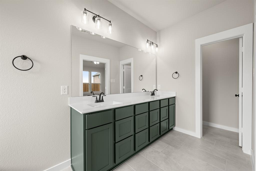 Sheppard's Place - Residential