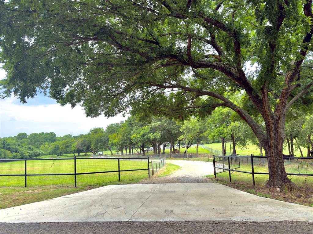 881 County Road 1380