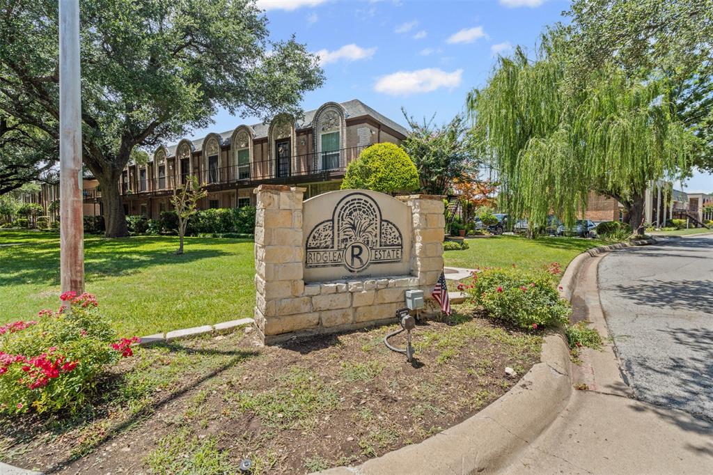4024 Ridglea Country Club Drive 611
