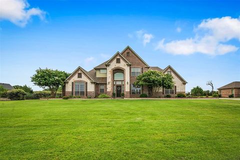 156 Buckskin Drive Van Alstyne TX 75495