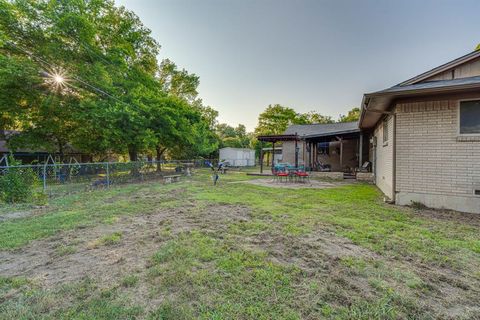 A home in Red Oak