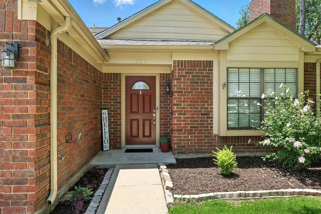 1227 Eaton Lane