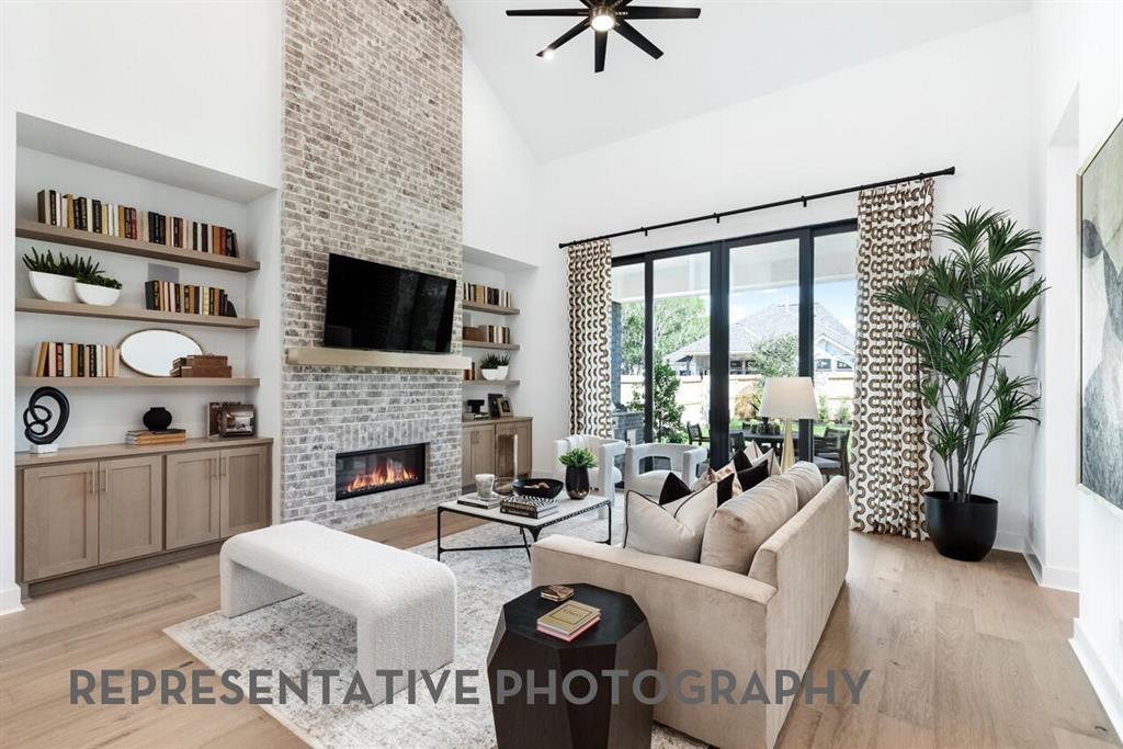 4112 Trellis Drive