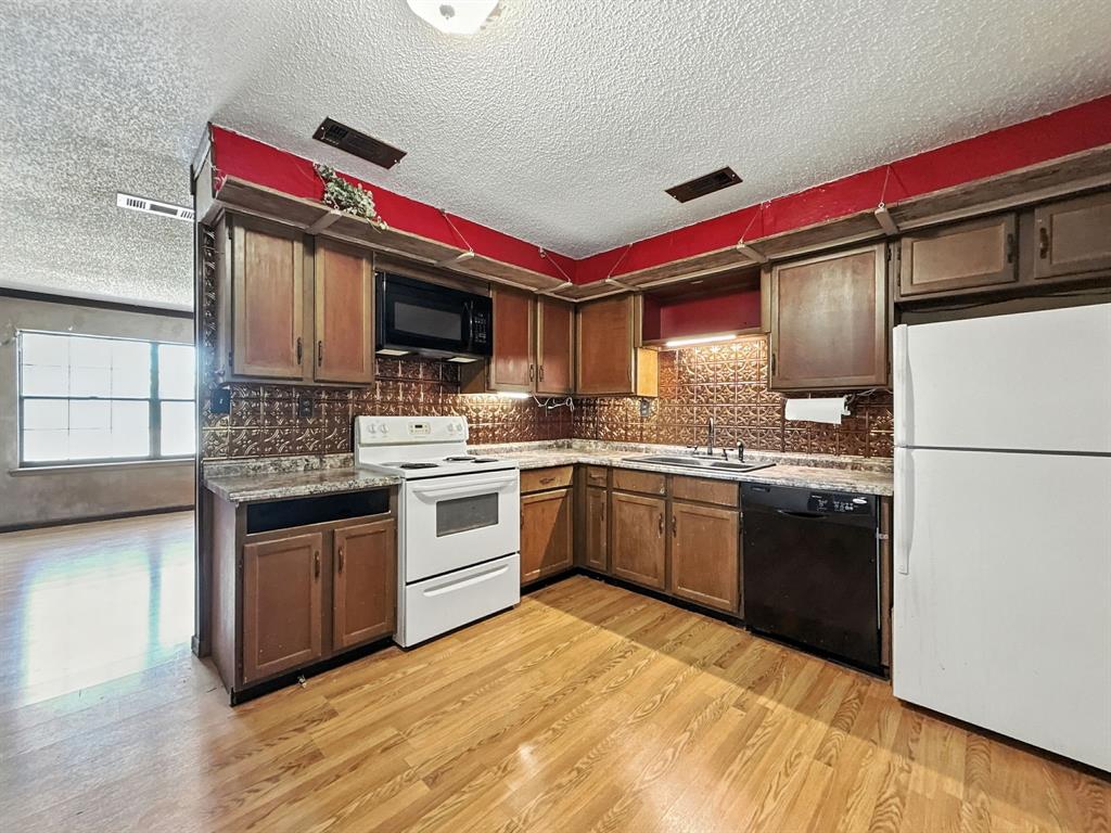 J HAMILTON - Residential