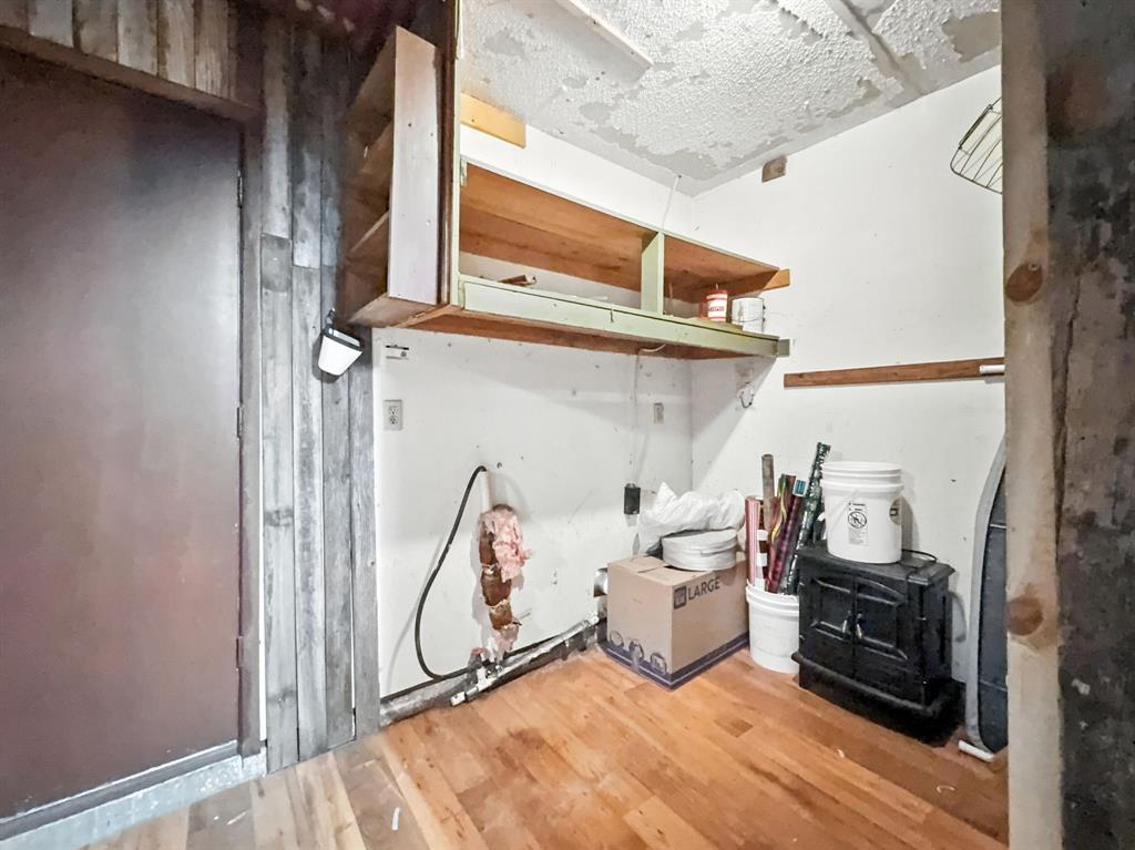 J HAMILTON - Residential