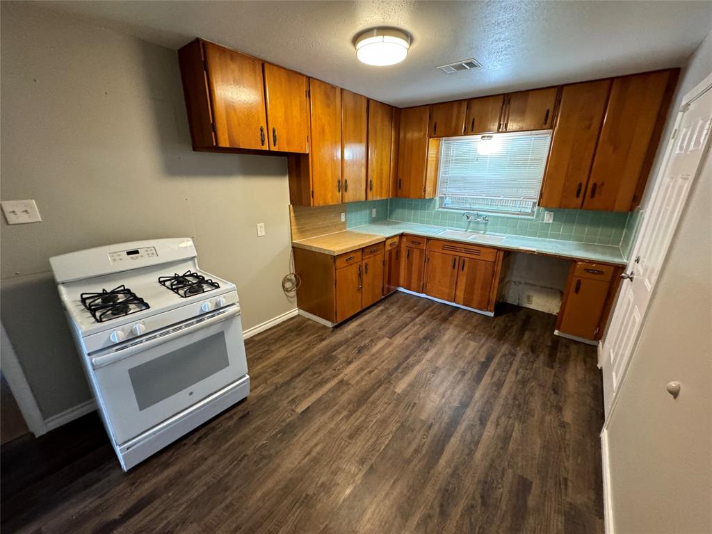 Casa View Heights 08 - Residential Lease