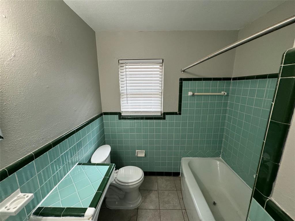 Casa View Heights 08 - Residential Lease