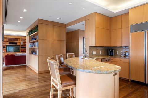 Tiny photo for 3831 Turtle Creek Boulevard #PH 23B, Dallas, TX 75219 (MLS # 21227182)