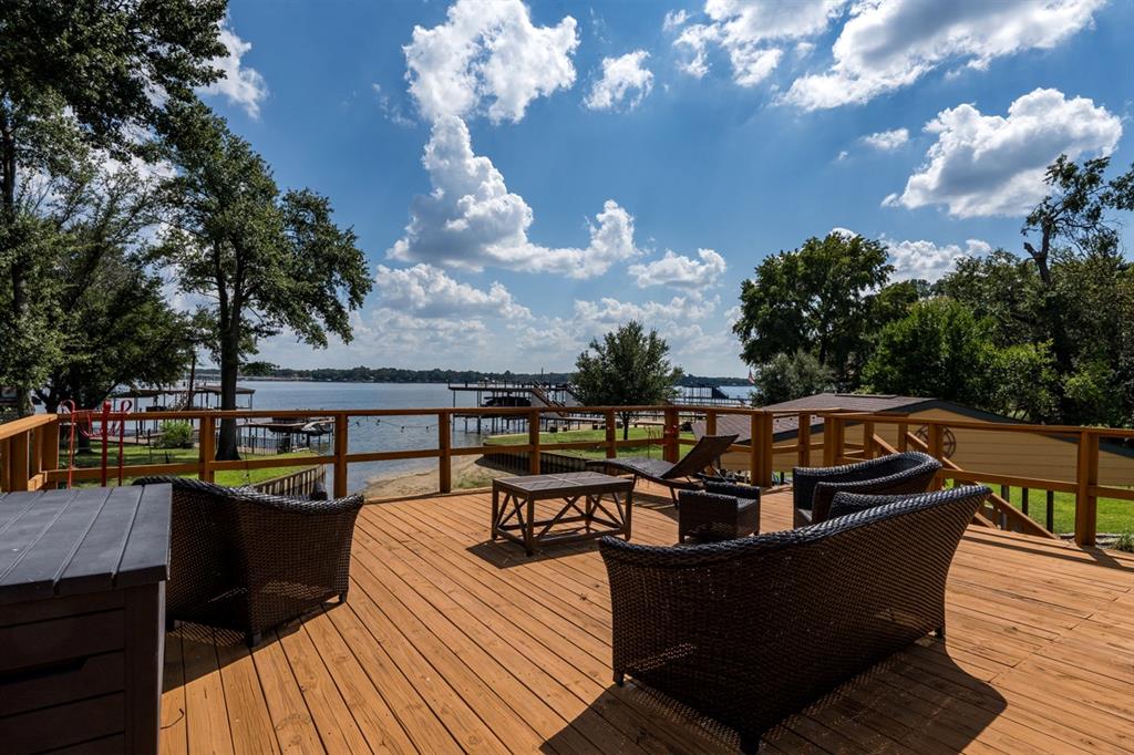 301 Lake Front Drive