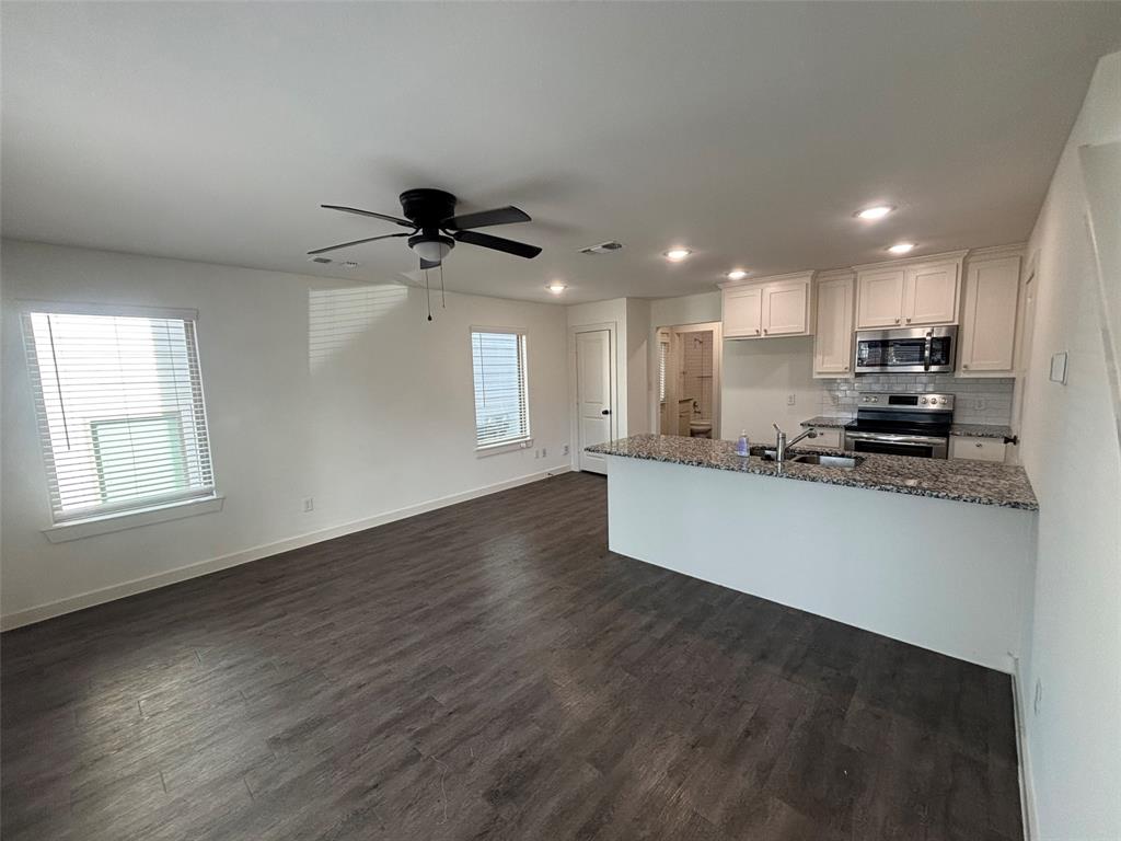 FAIRMOUNT - Residential Income