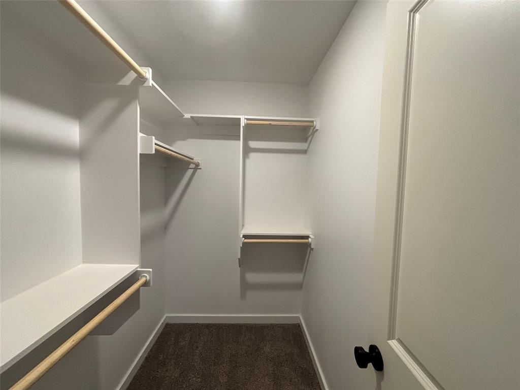 FAIRMOUNT - Residential Income