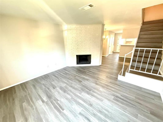 629 CARRIAGEHOUSE LN APT 6H, GARLAND, TX 75040 - Image 1d8d1dc97c747abc3eeef4a154bf7f40/526163382