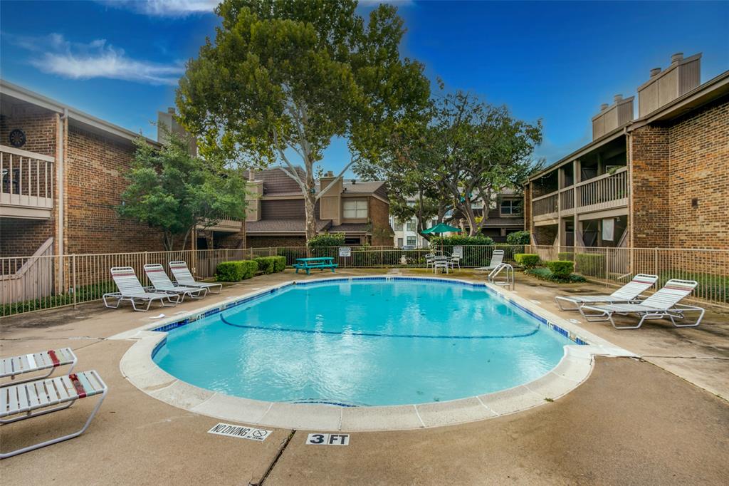 Arrangement Condominium - Residential