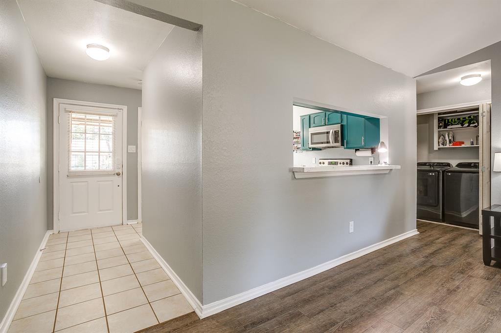5921 Chisholm Trail
